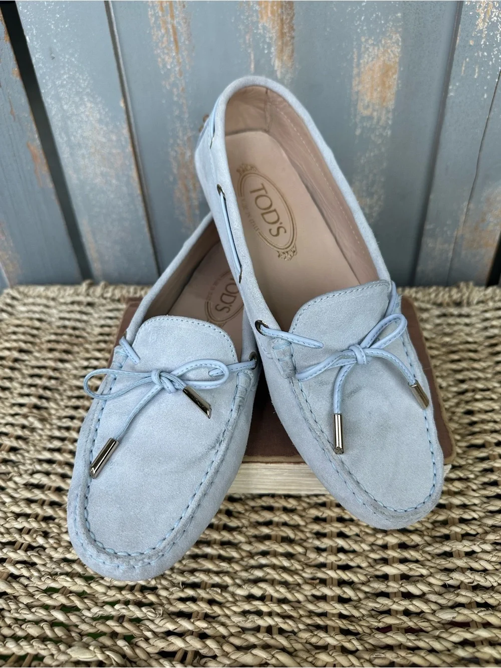 TOD'S Gommino Suede Bow Driving Loafer Light Blue Sz 38.5